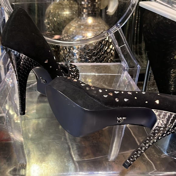 New Rachael Roy shoe - Picture 5 of 5